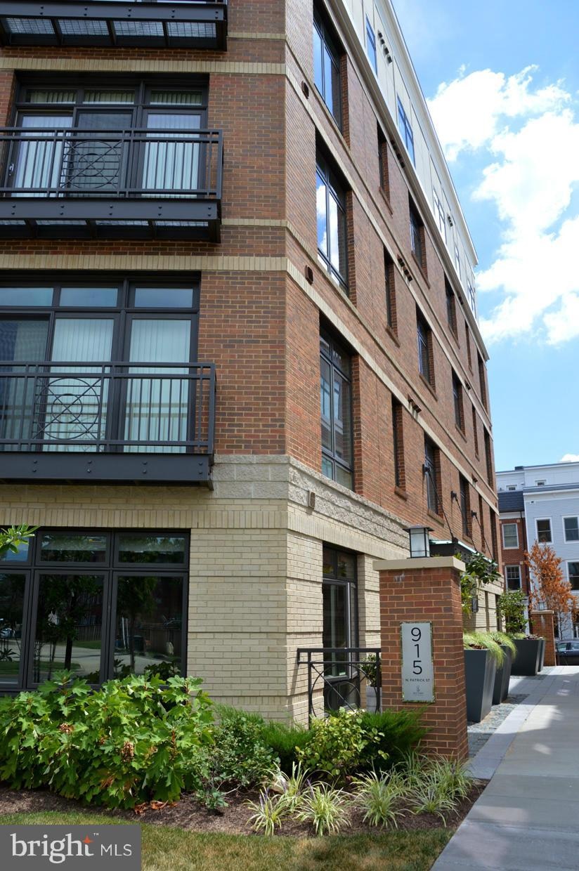 915 N Patrick St unit 502, Alexandria, VA 22314 - photo 1