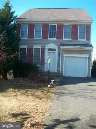 17672 Hampstead Ridge Ct, Dumfries, VA 22026 - photo 1