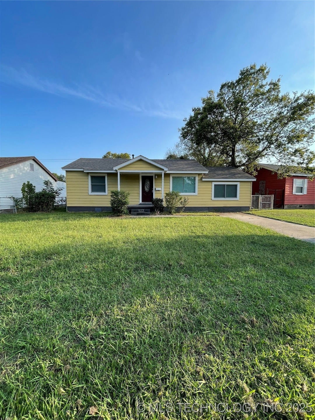 428 Elm St, Ardmore, OK 73401 - photo 1