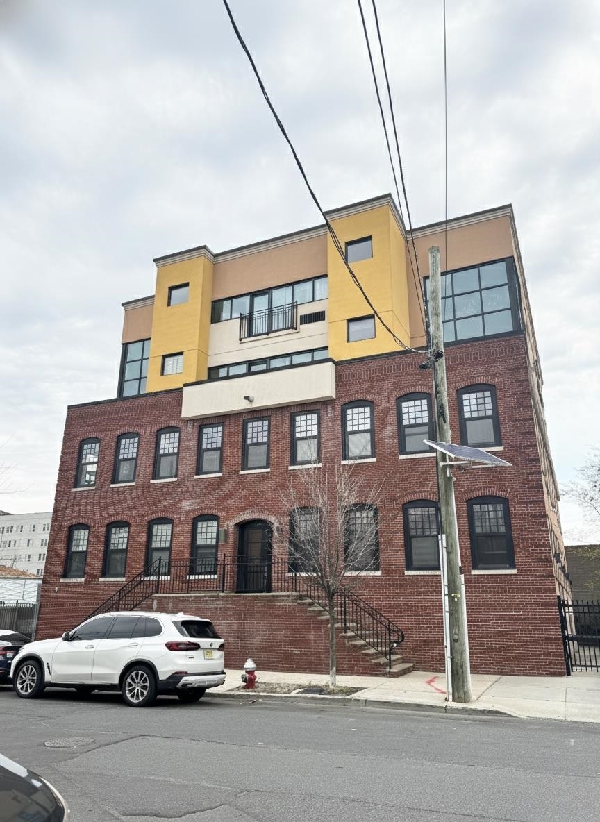 190 Culver Ave unit 1-04, Jersey City, NJ 07305 - photo 1