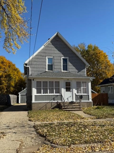 743 11th St, Beloit, WI 53511 - photo 1