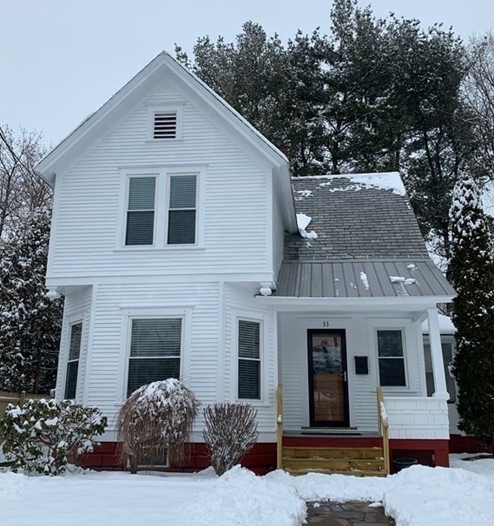 33 Devens St, Greenfield, MA 01301 - photo 1