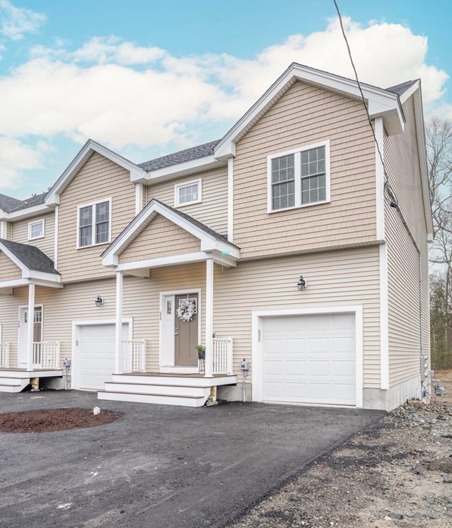 20 Dora Dr unit C, Taunton, MA 02780 - photo 1