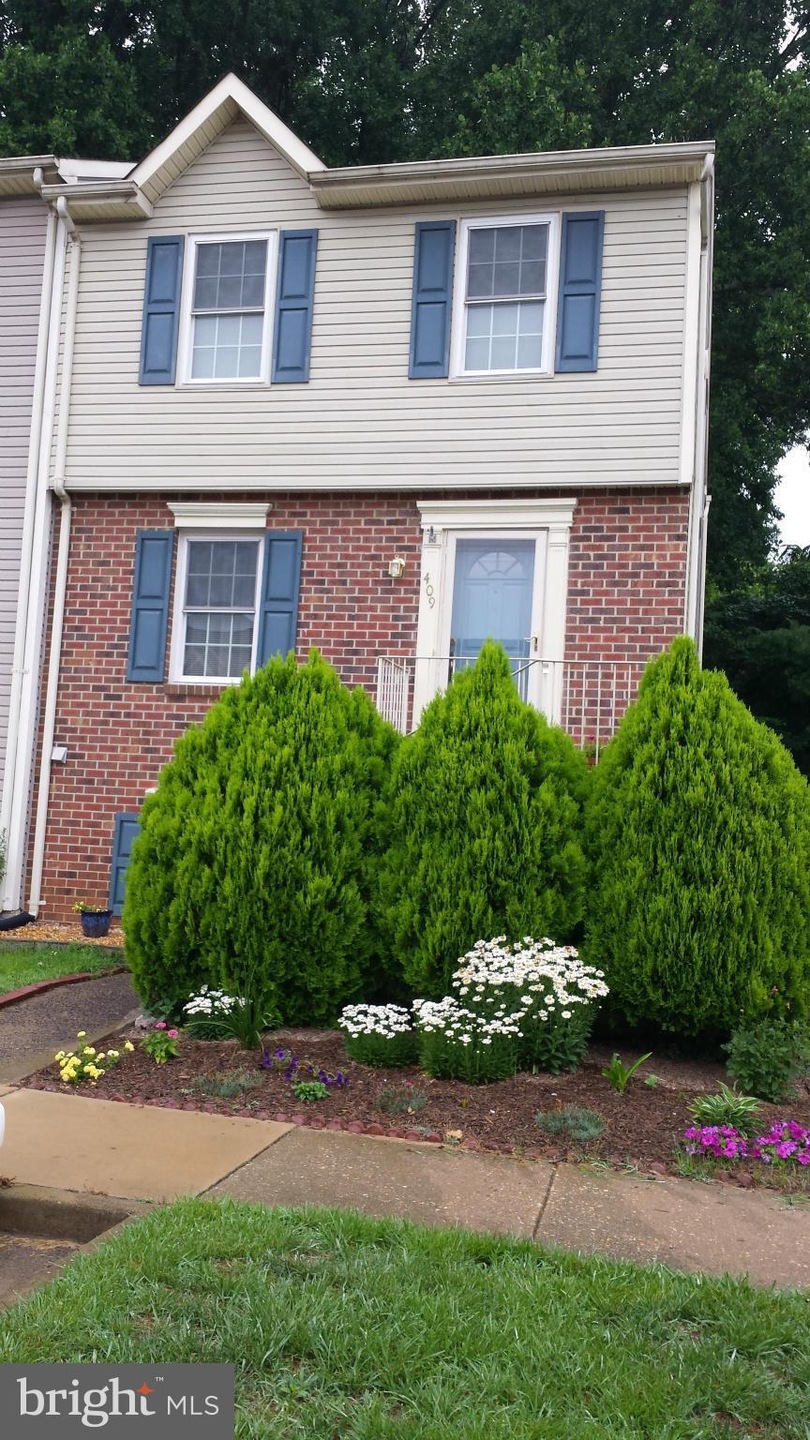 409 Mews Ct, Stafford, VA 22556 - photo 1