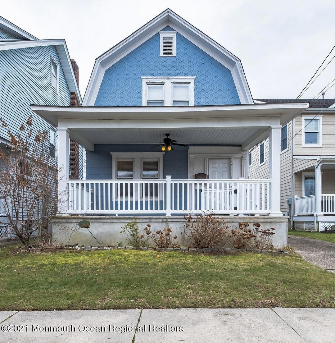 Sold $701,500 • Co-Listing Agent