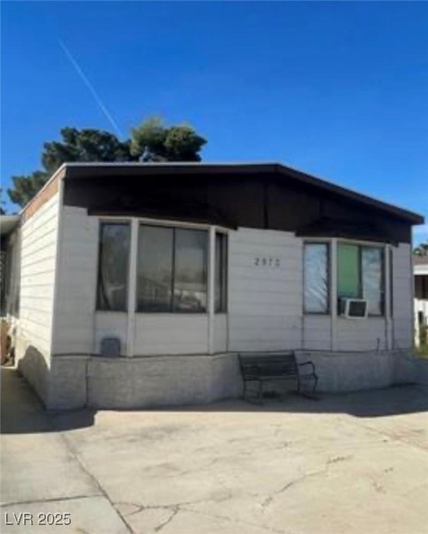 2873 Humboldt Ct, Las Vegas, NV 89142 - photo 1