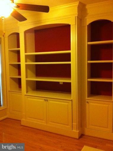 42013 Village Station Square unit 1, Aldie, VA 20105 - photo 1