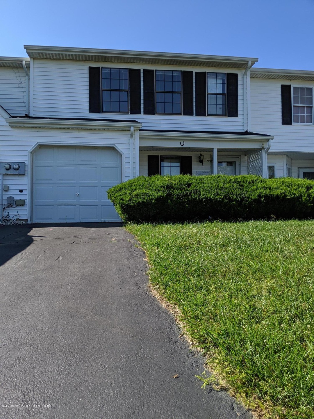 31 Farragut Square, Freehold, NJ 07728 - photo 1