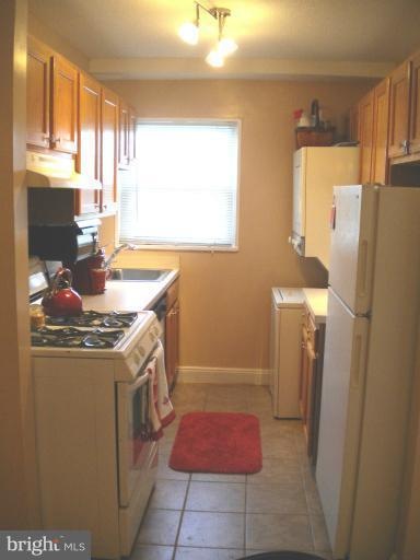 2237 Farrington Ave unit 6-104, Alexandria, VA 22303 - photo 1