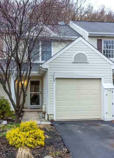 Entrance to 251 Commons Drive. Welcome!