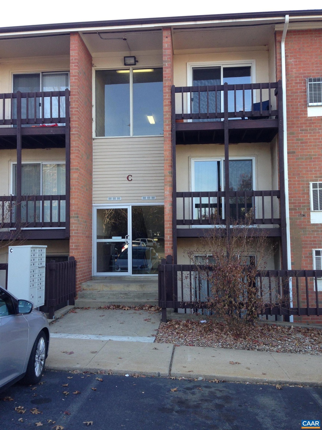 1215 Wertland St unit C24, Charlottesville, VA 22903 - photo 1