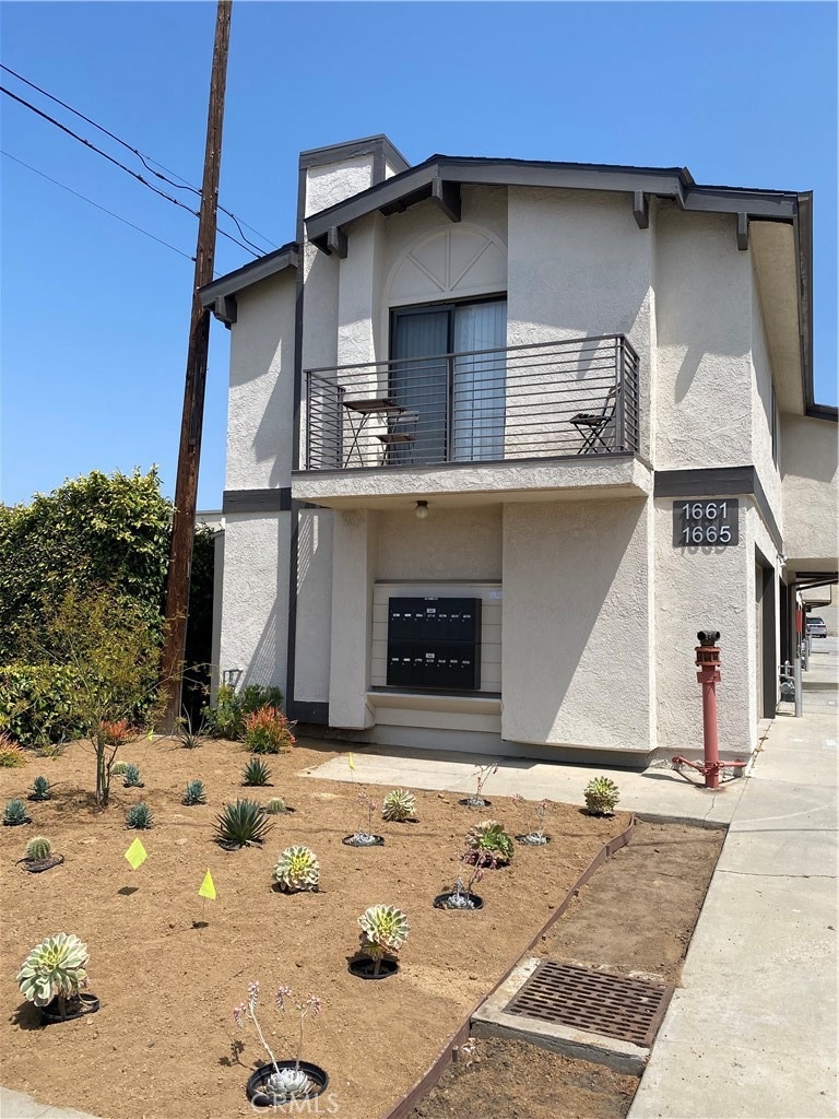 1661 W 158th St unit 105, Gardena, CA 90247 - photo 1