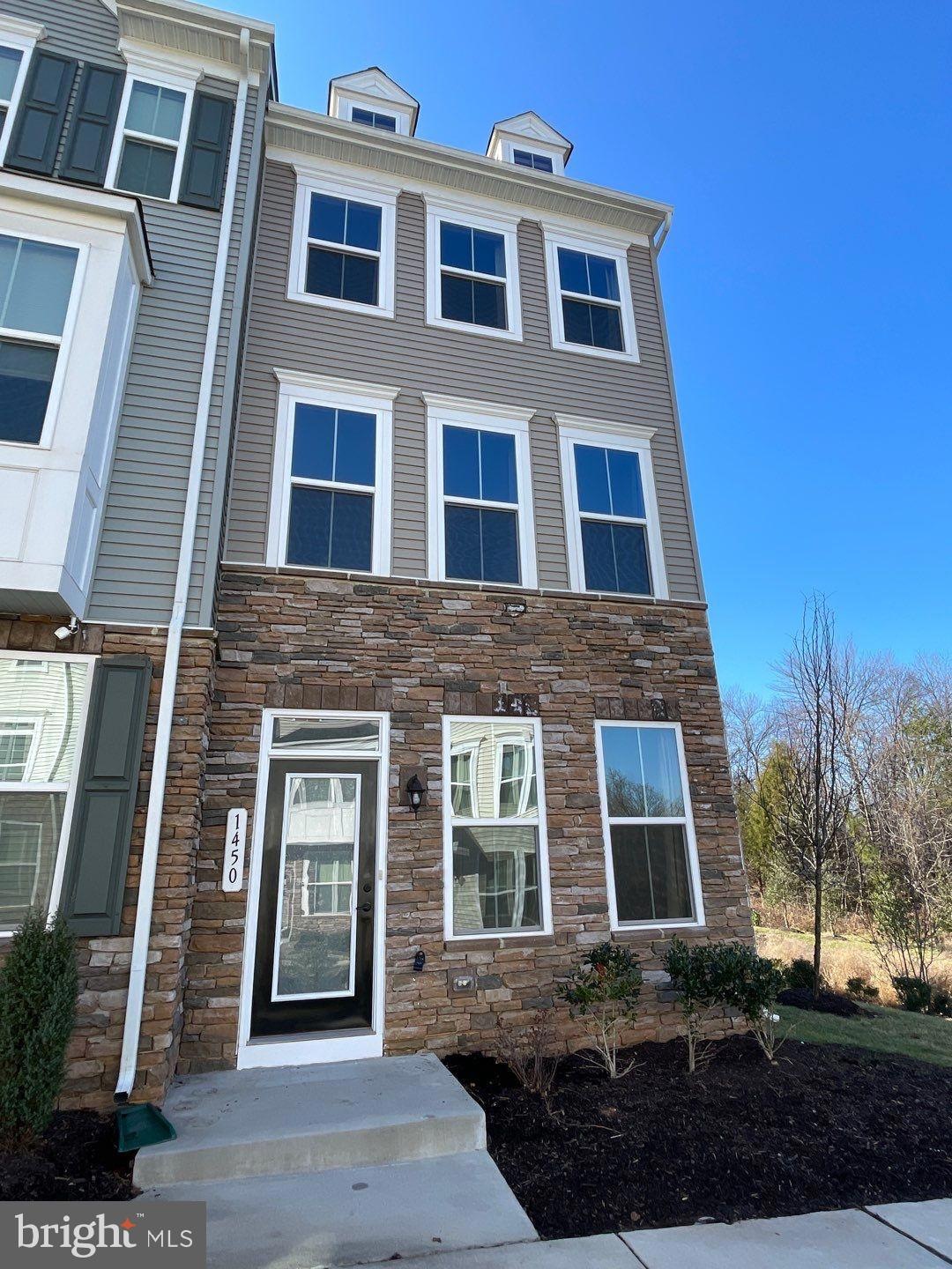 1450 Strahorn Rd, Hanover, MD 21076 - photo 1