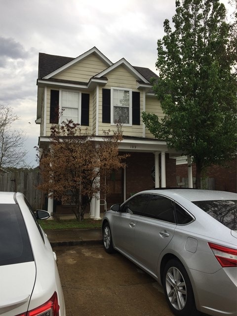 109 Greystone Blvd, Oxford, MS 38655 - photo 1