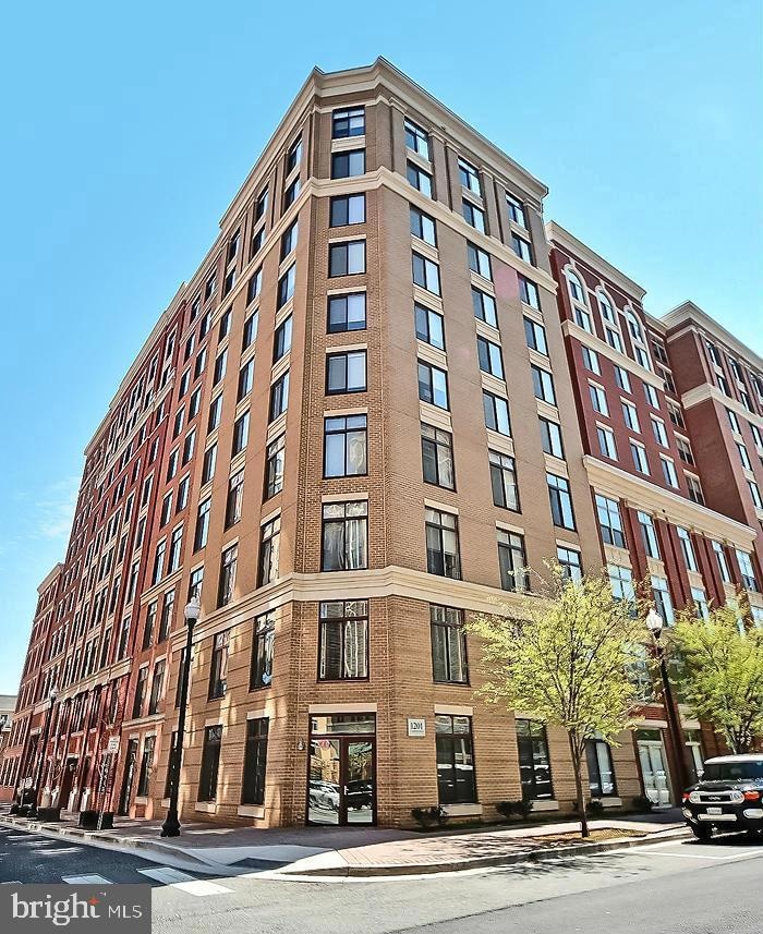 Station Square at Clarendon unit 705, Arlington, VA 22201 - photo 1