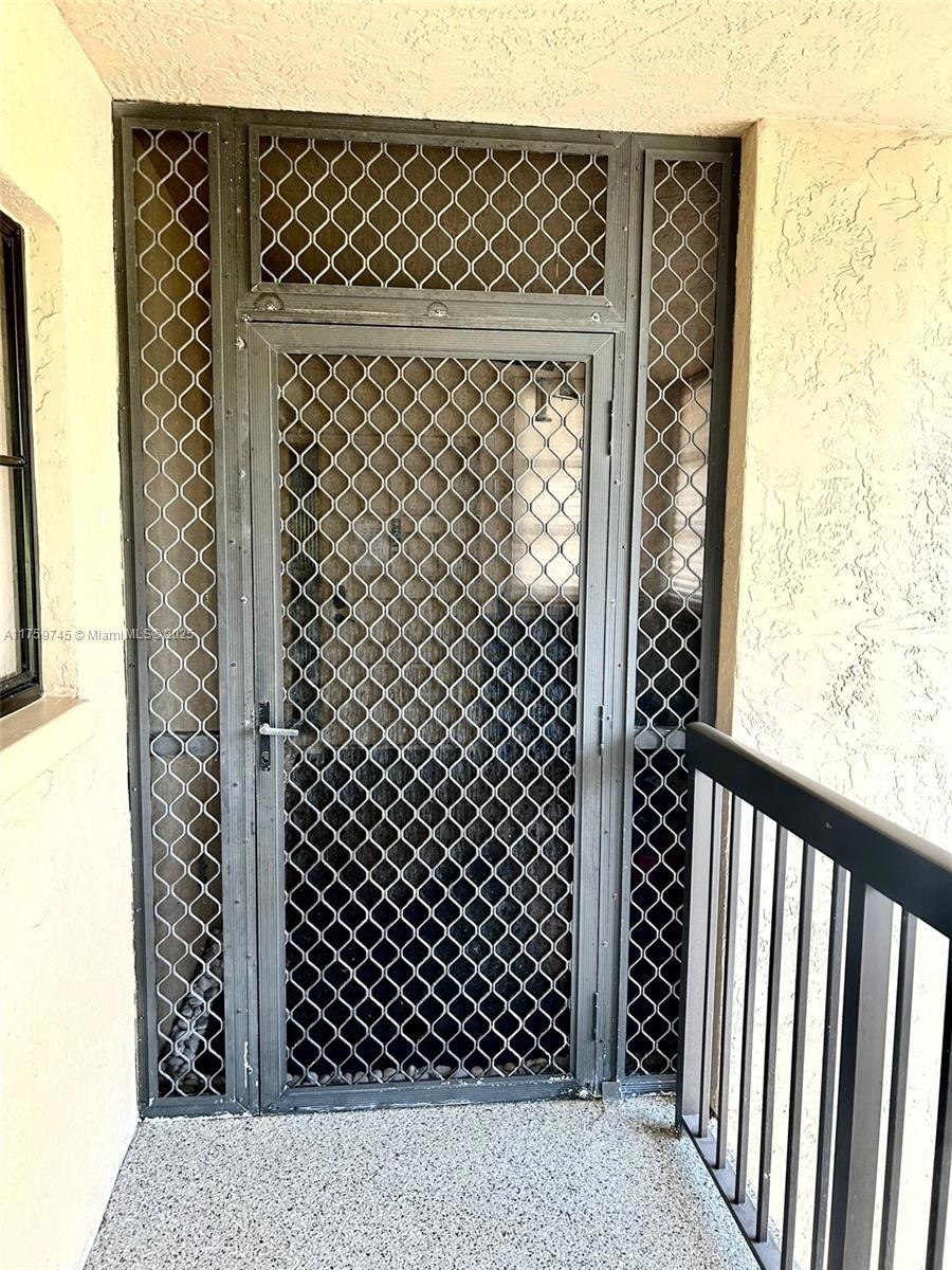 Under Contract $260,000