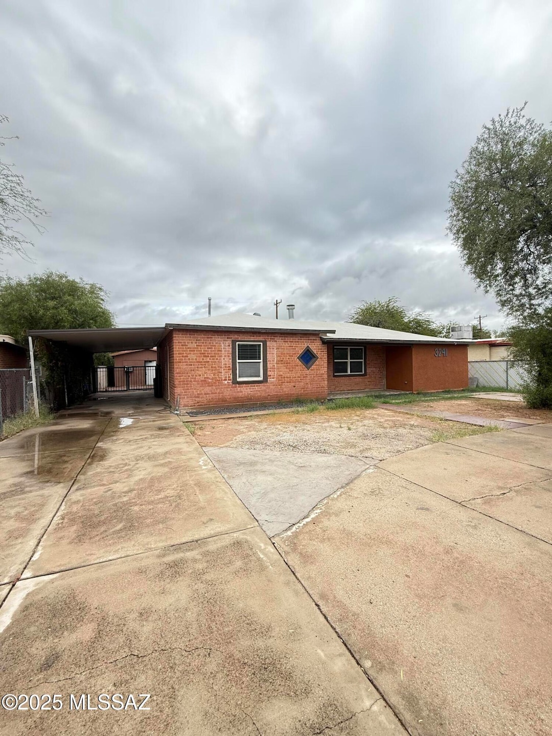3241 E. E 30th St, Tucson, AZ 85711 - photo 1