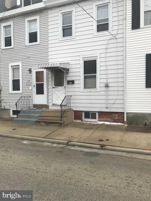 237 Morris St, Gloucester City, NJ 08030 - photo 1