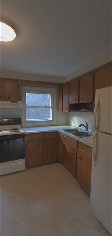 278 Dresser Hill Rd unit 8, Dudley, MA 01571 - photo 1