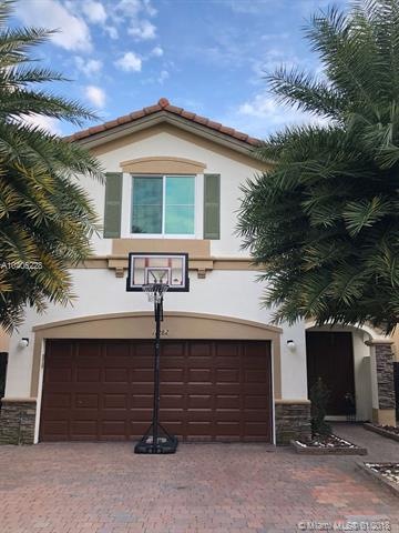 11282 NW 44th Terrace, Doral, FL 33178 - photo 1