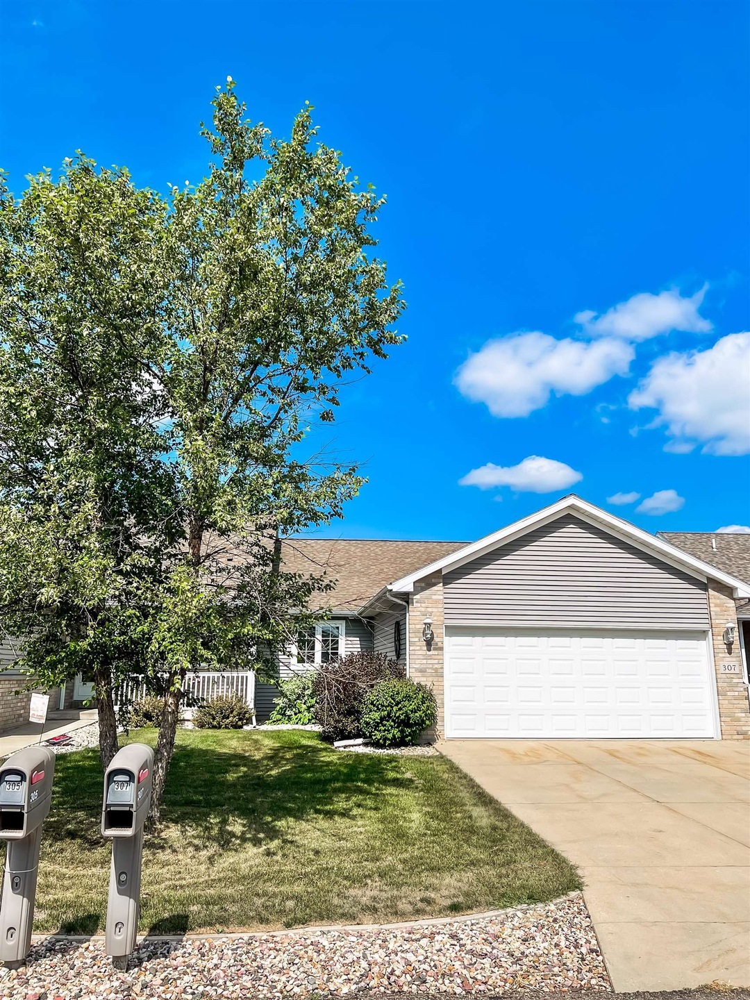 307 Pebble Brook Ln, Lodi, WI 53555 MLS 1963551