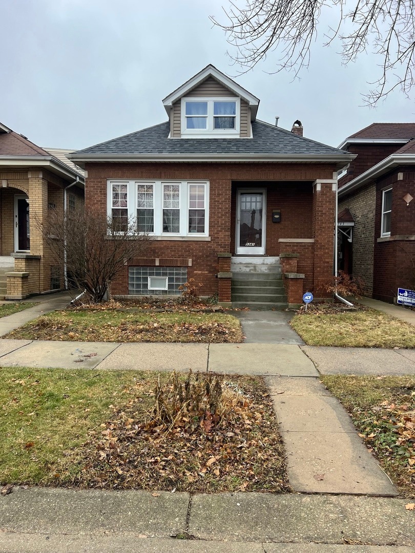 5341 W Fletcher St, Chicago, IL 60641 - photo 1