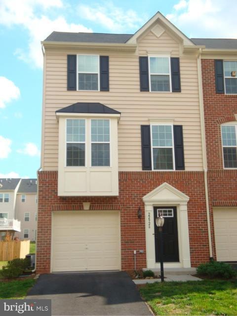 22926 Chinkapin Oak Terrace, Sterling, VA 20166 - photo 1