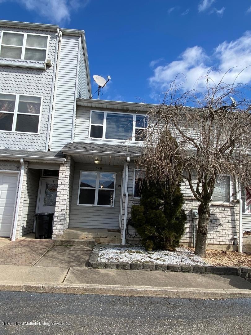 178 Lorraine loop front