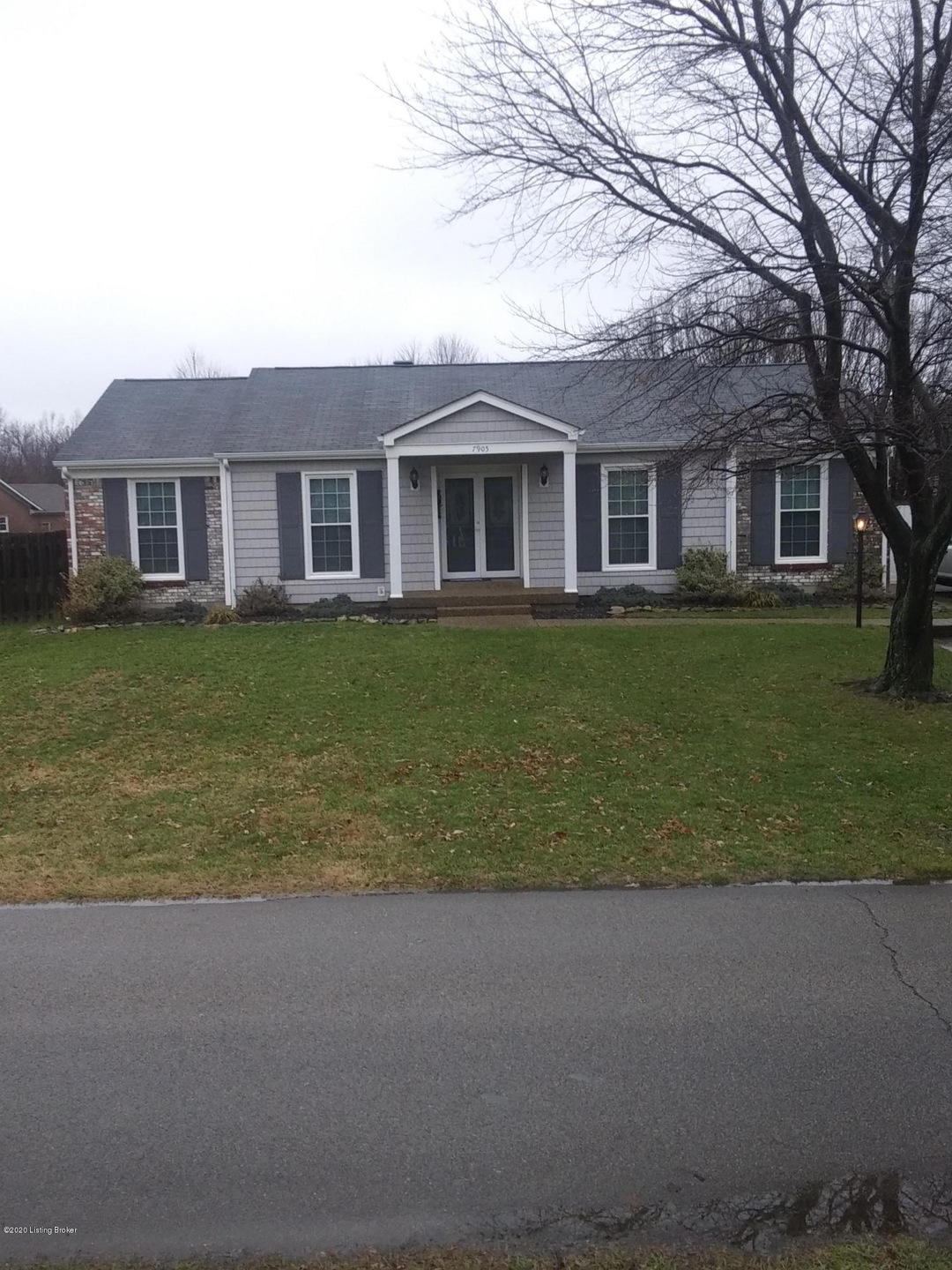 7905 Apple Valley Dr, Louisville, KY 40228 - photo 1