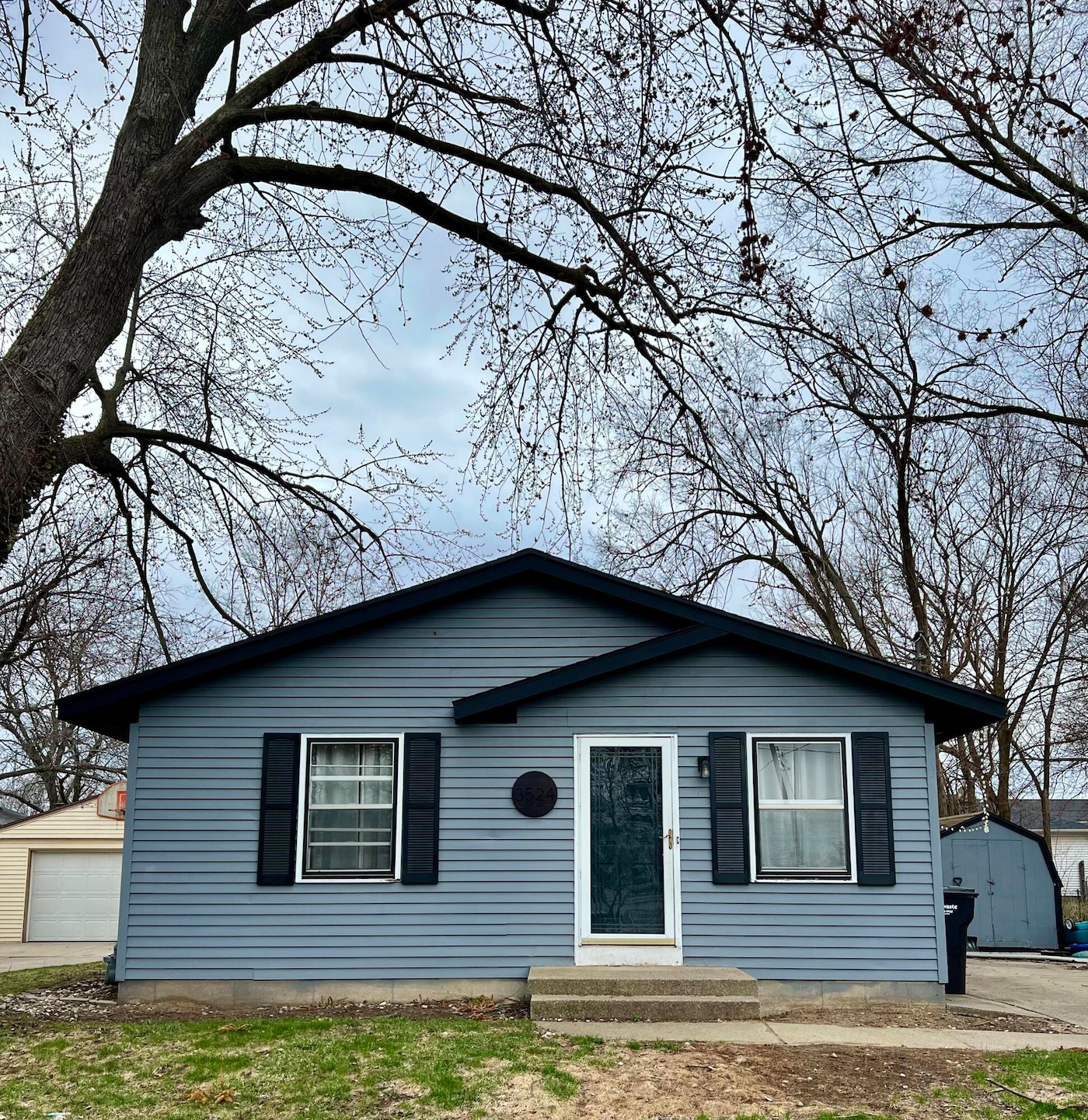 primary (front of house)