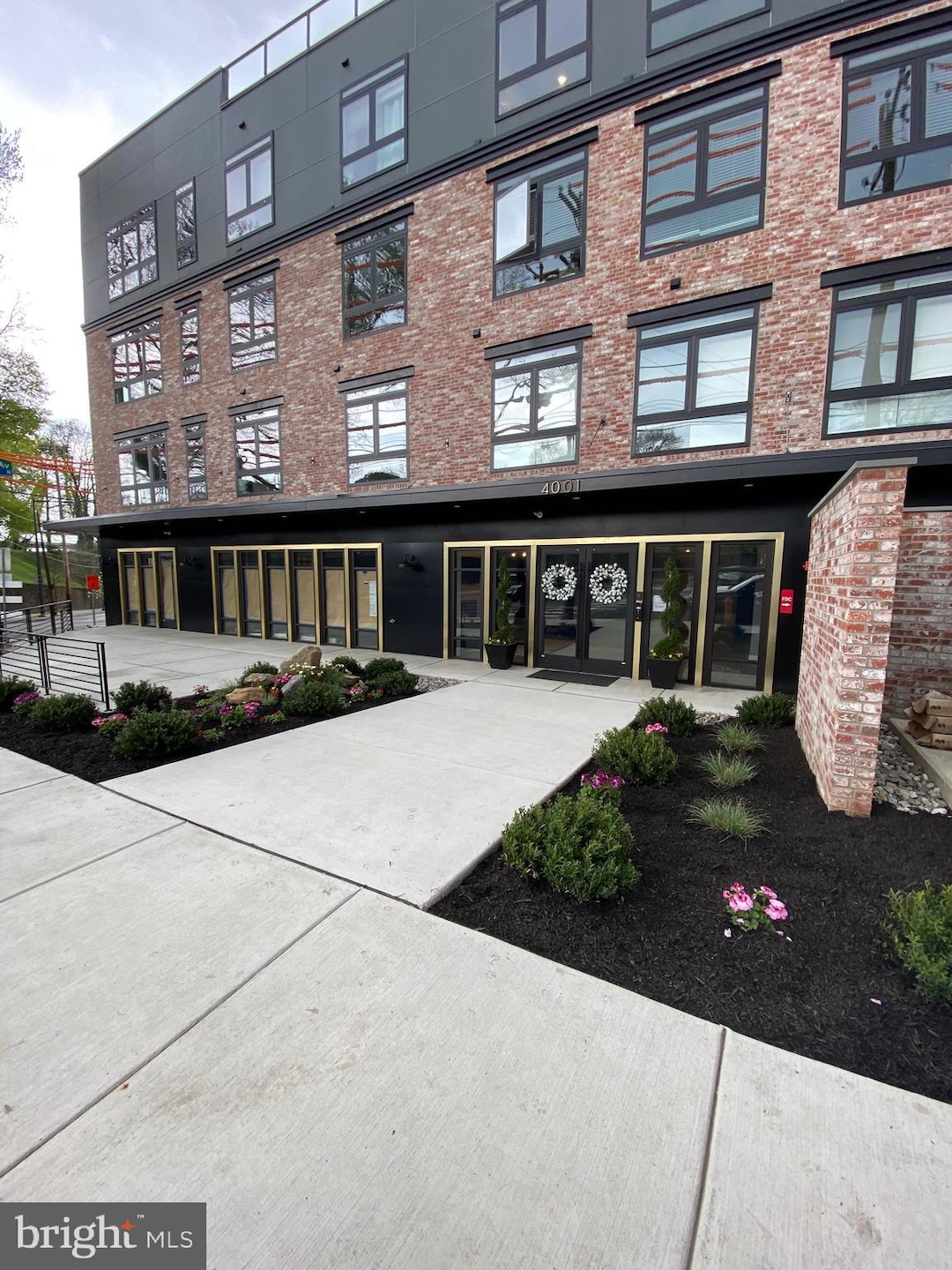 For Rent $1,499/month