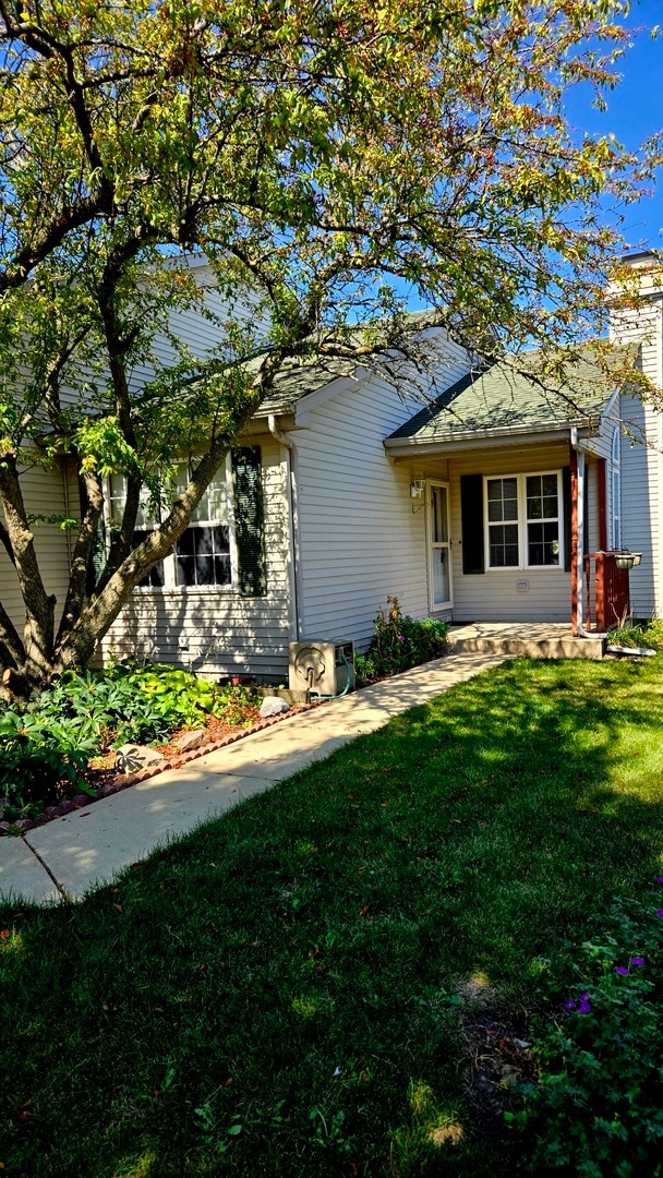 477 Water Tower Rd N, Manteno, IL 60950 - photo 1