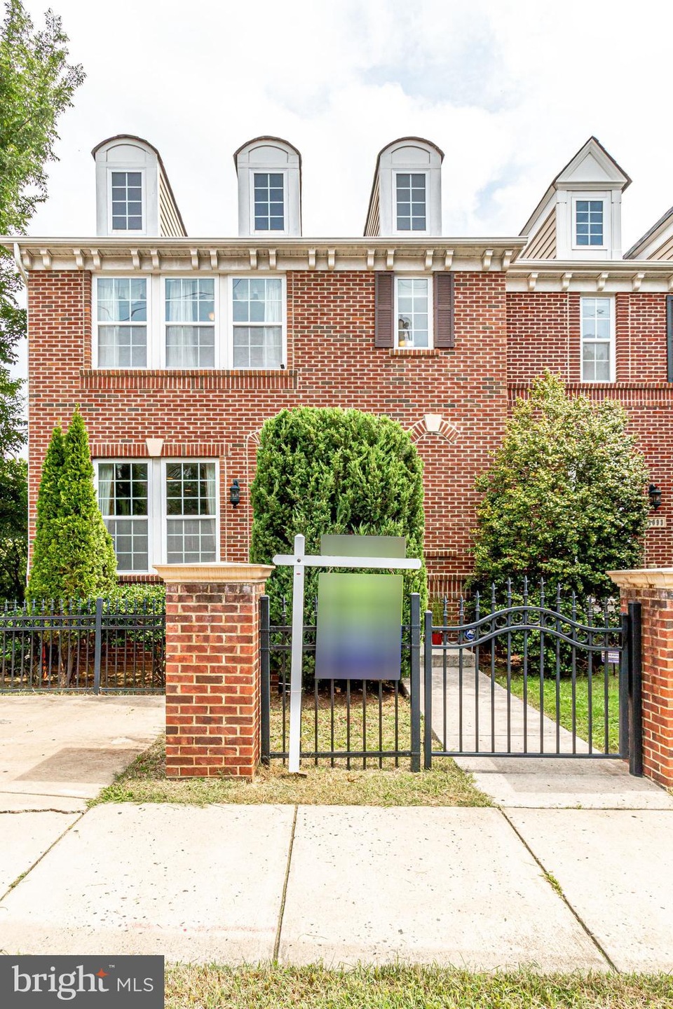 2095 Laura Mews Place, Alexandria, VA 22303 - photo 1