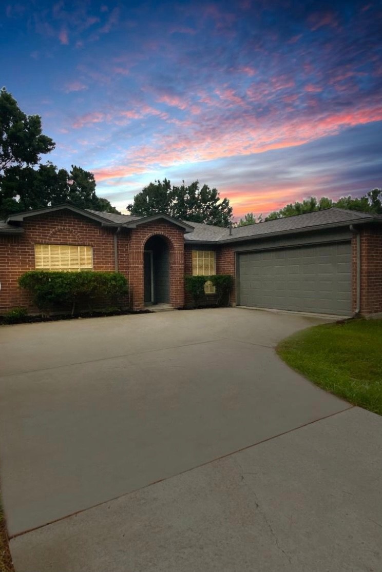 28914 Loddington St, Spring, TX 77386 - photo 1