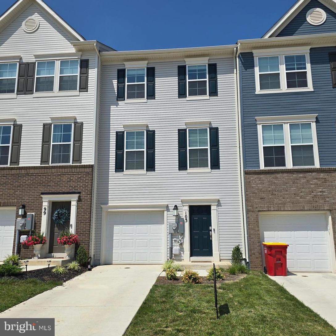 For Rent $2,100/month