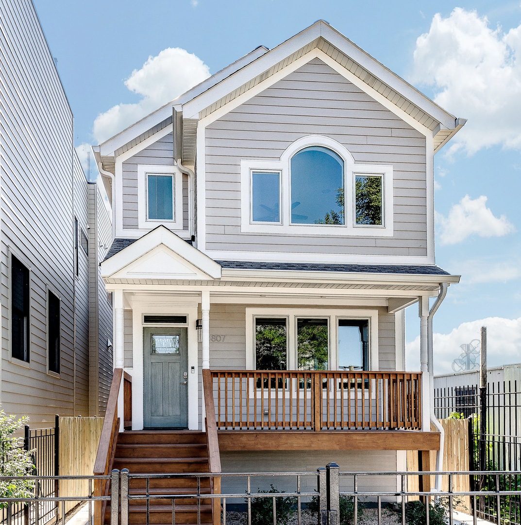 4807 N Seeley Ave, Chicago, IL 60625 - photo 1