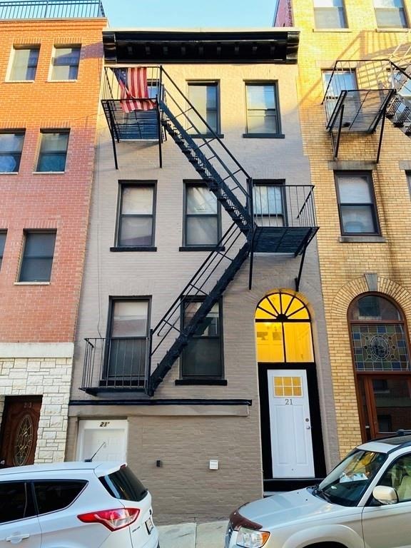 21 Henchman St, Boston, MA 02113 - photo 1