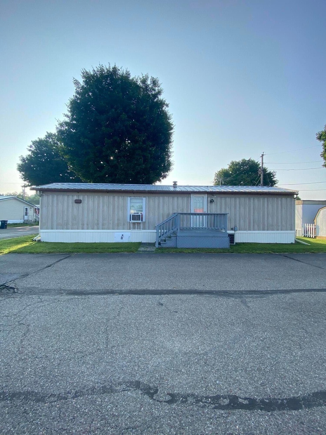 1570 E Main St. Lot #20 - #1