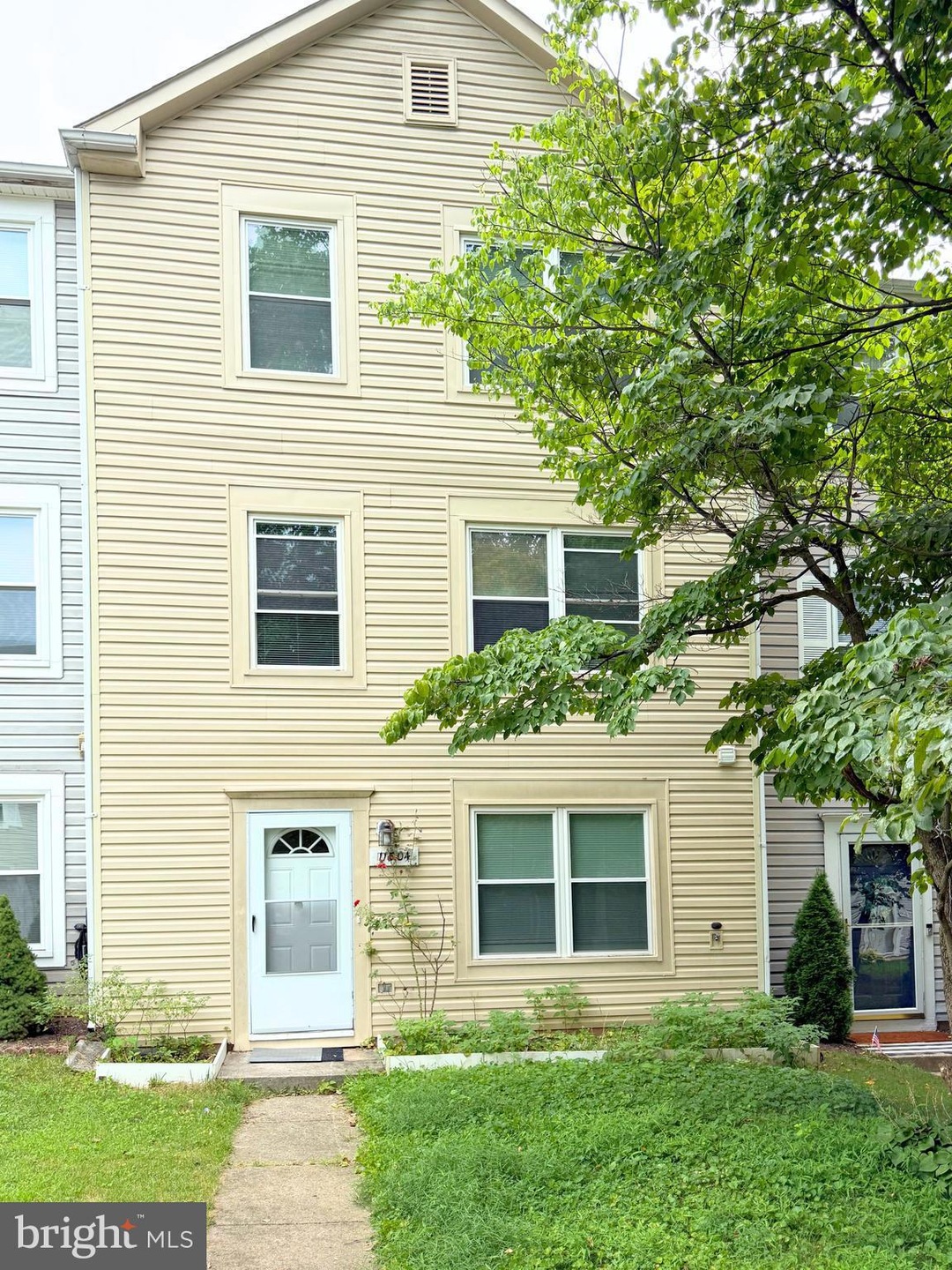 11504 Aldburg Way, Germantown, MD 20876 - photo 1