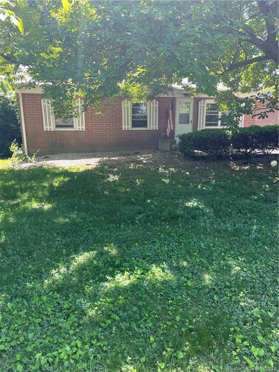 8 Laurel Rd, Rocky Hill, CT 06067 - photo 1