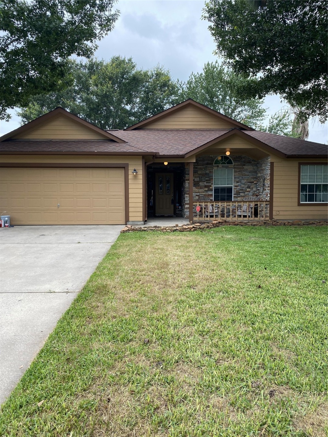 1422 Ashley Ct, Tomball, TX 77375