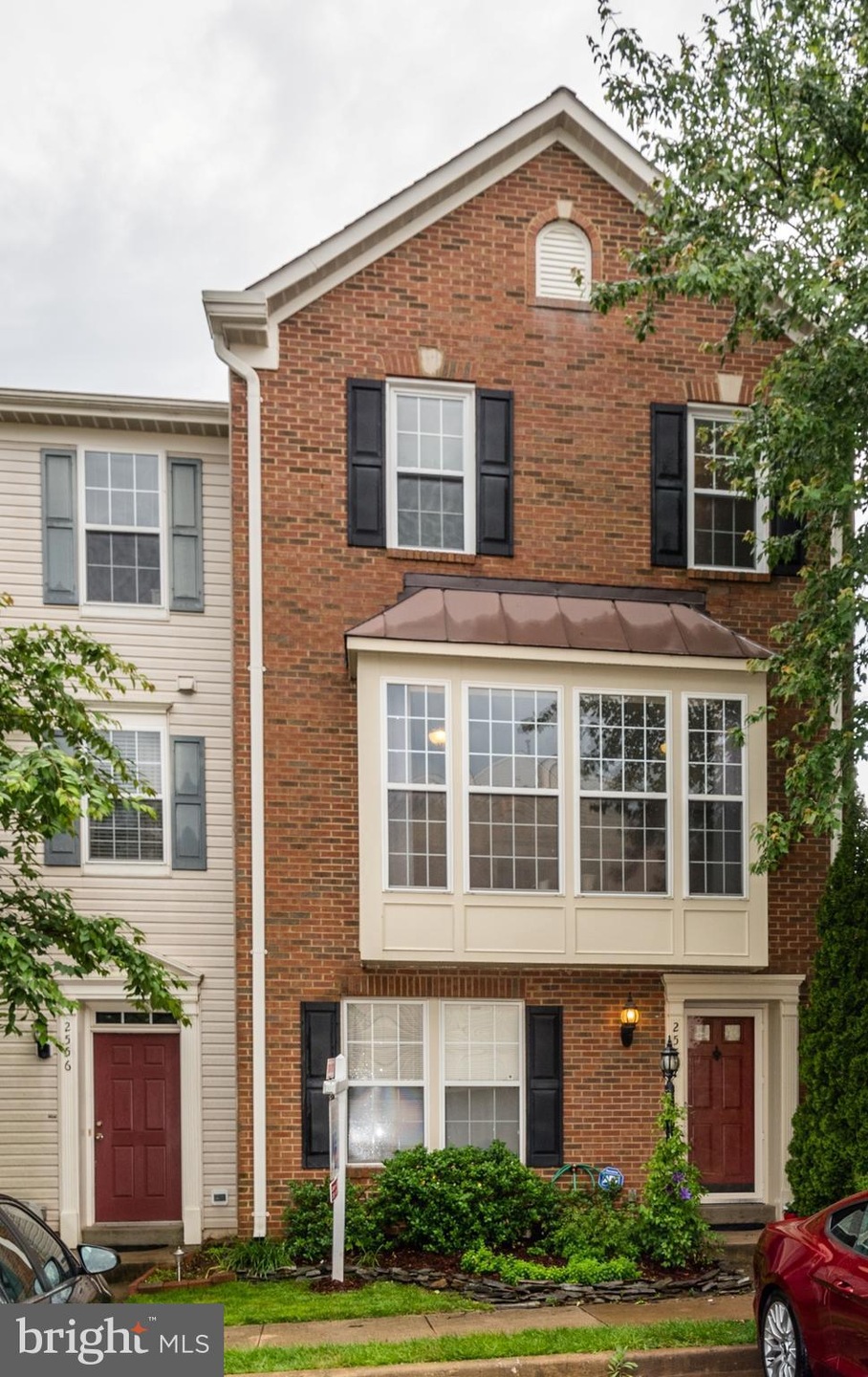 2554 Banshire Dr, Herndon, VA 20171 - photo 1