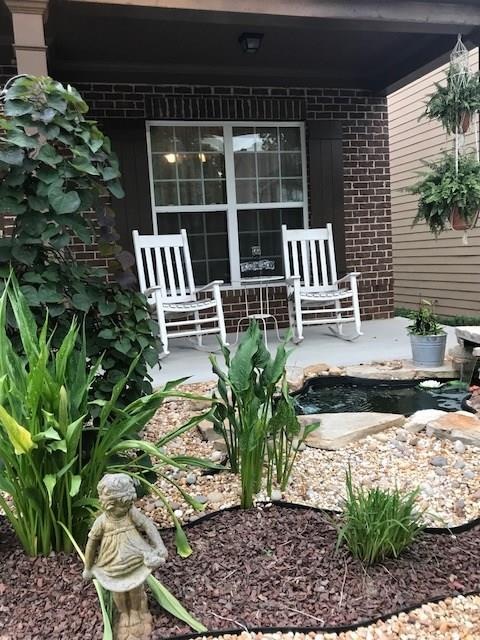 6075 Trail Hikes Dr, Sugar Hill, GA 30518 - photo 1