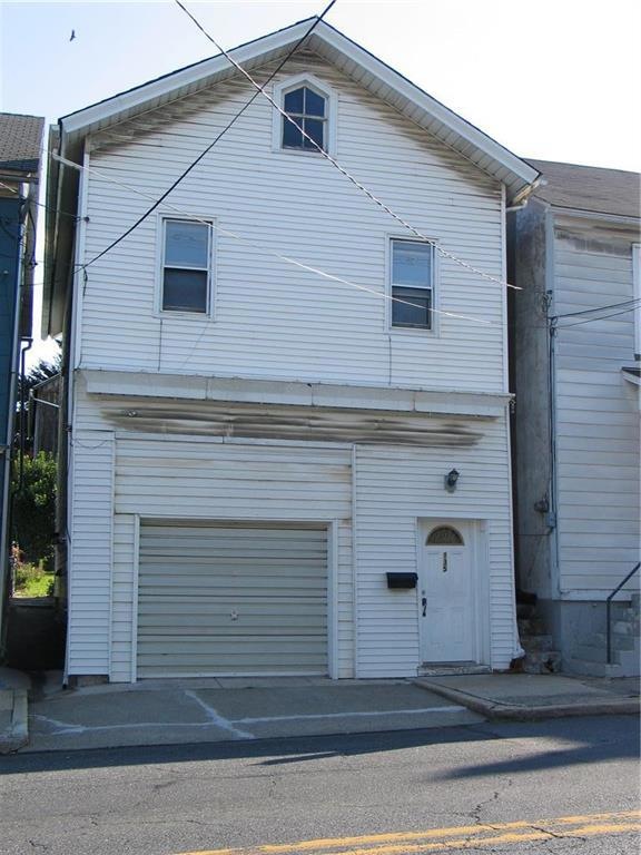 135 W Main St, Bath, PA 18014 - photo 1