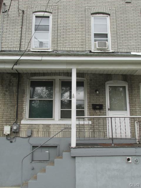 425 Maple St, Bethlehem, PA 18018 - photo 1