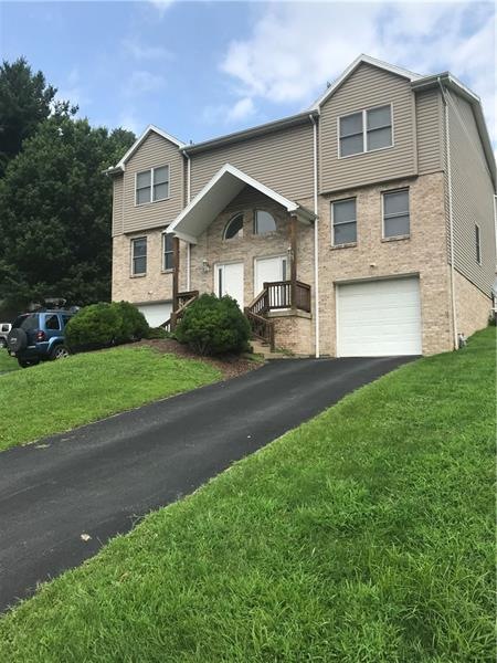 Duplex Townhouses - 3 Bedroom 2 Bathrooms Fireplaces