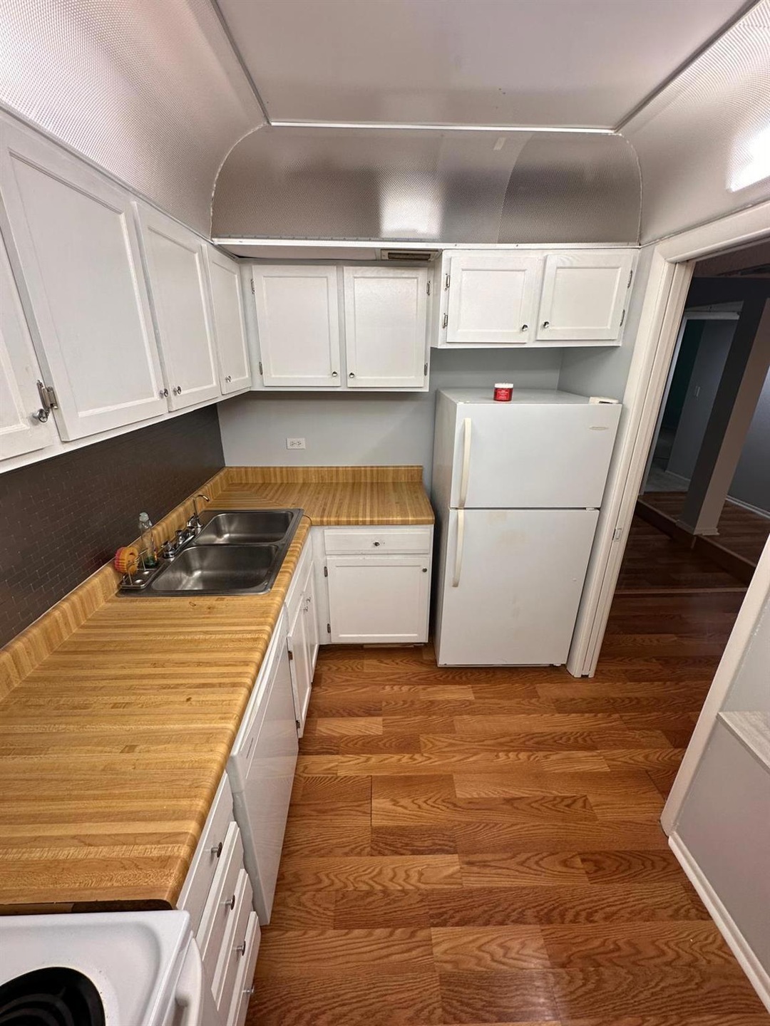 3680 Inverrary Dr unit 3S, Lauderhill, FL 33319 - photo 1