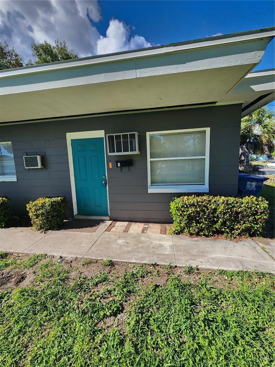 For Rent $1,800/month