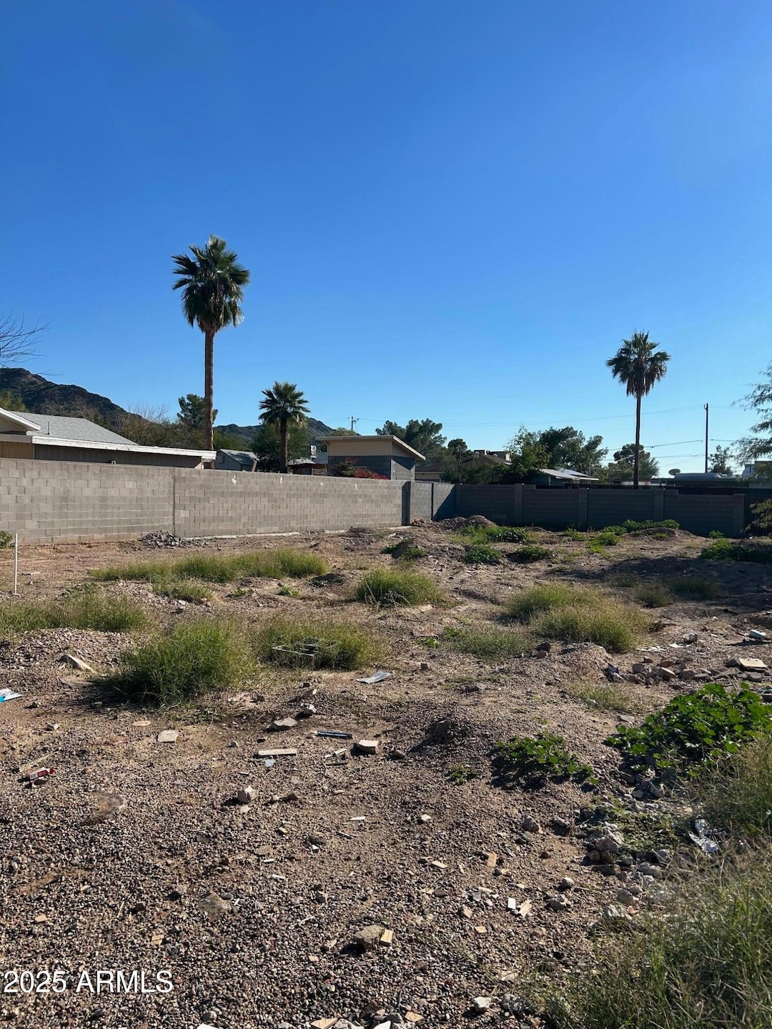 1213 E Vogel Ave unit 3, Phoenix, AZ 85020 - photo 1