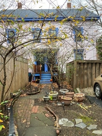 265 Putnam Ave, Cambridge, MA 02139 - photo 1